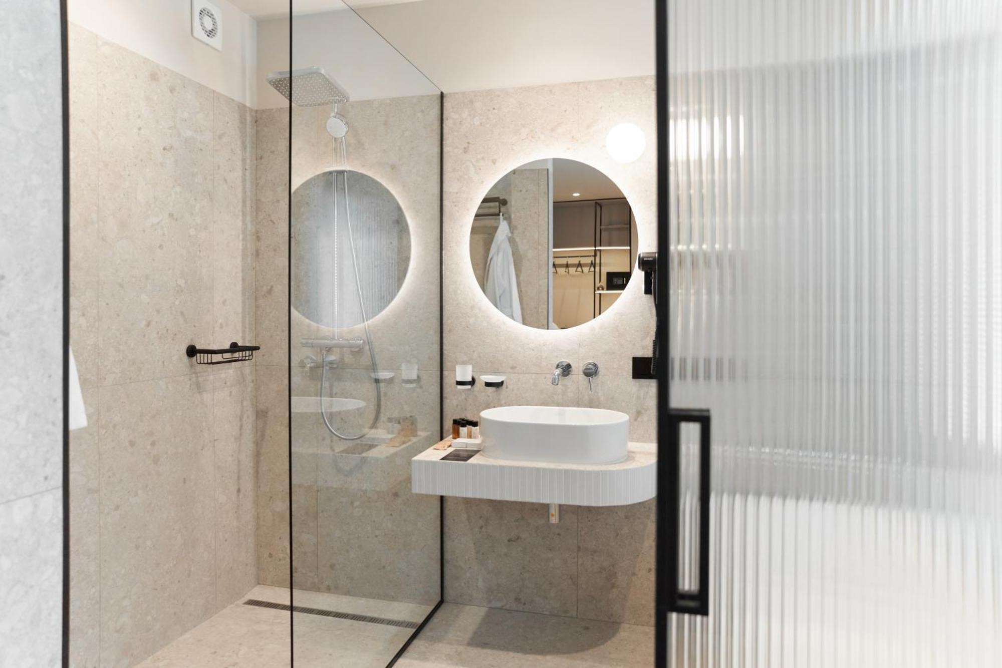 Hotel Laudon Uzhhorod Quarto foto