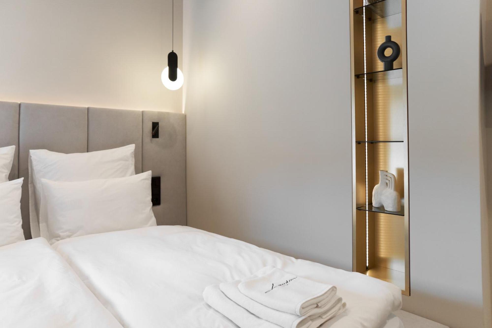 Hotel Laudon Uzhhorod Quarto foto